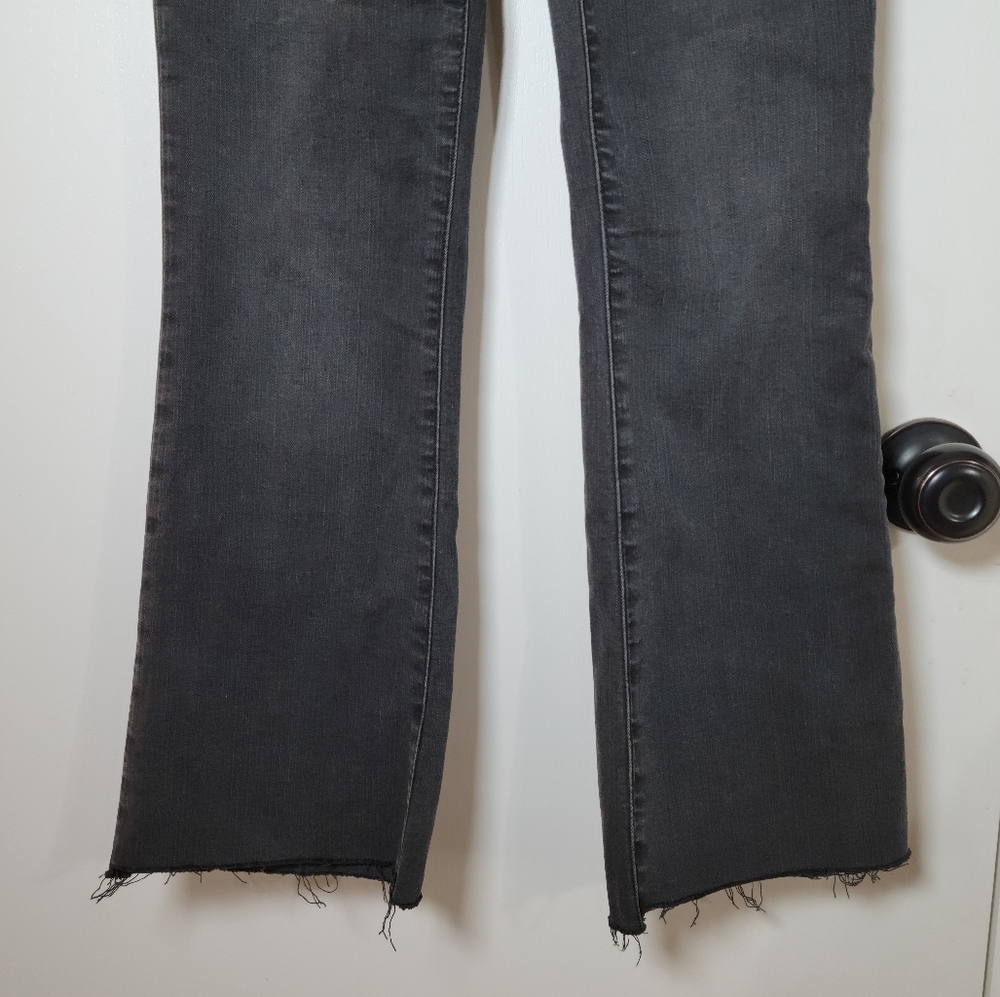 Madewell Mid Rise Kick Out Jeans | Madewell Jeans | Size 23 - Picture 2 of 10